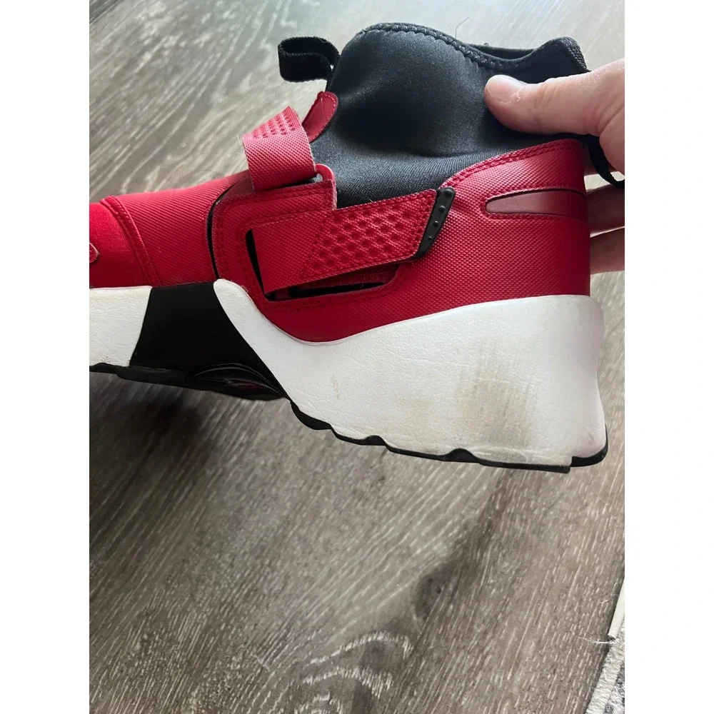 Air Jordan Trunner LX High Sneakers Mens 10 Red Black Zip BV1272-600